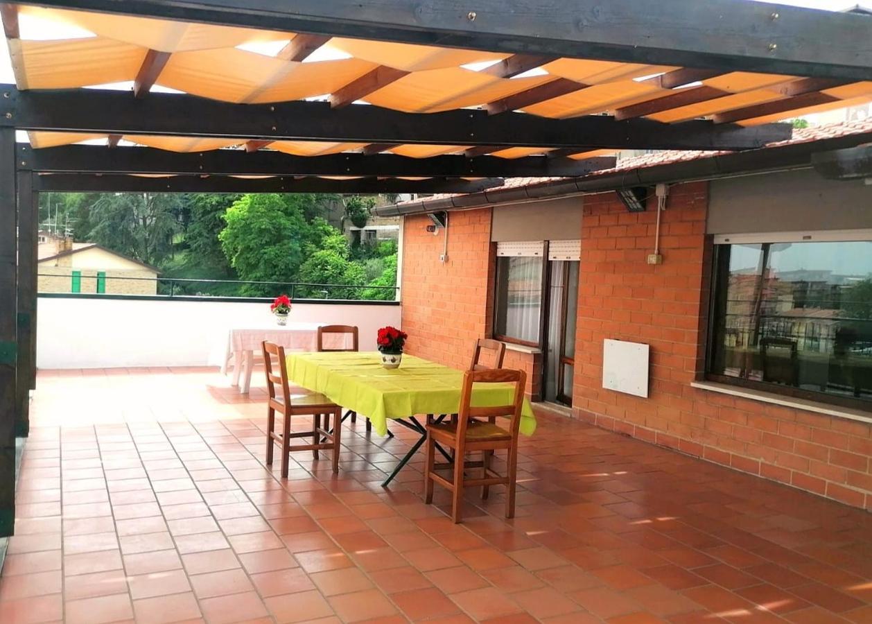 레카나티 La Casa Di Athena 아파트 외부 사진